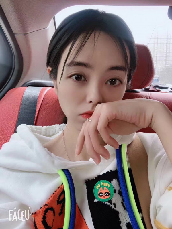 高新笑笑小姐姐